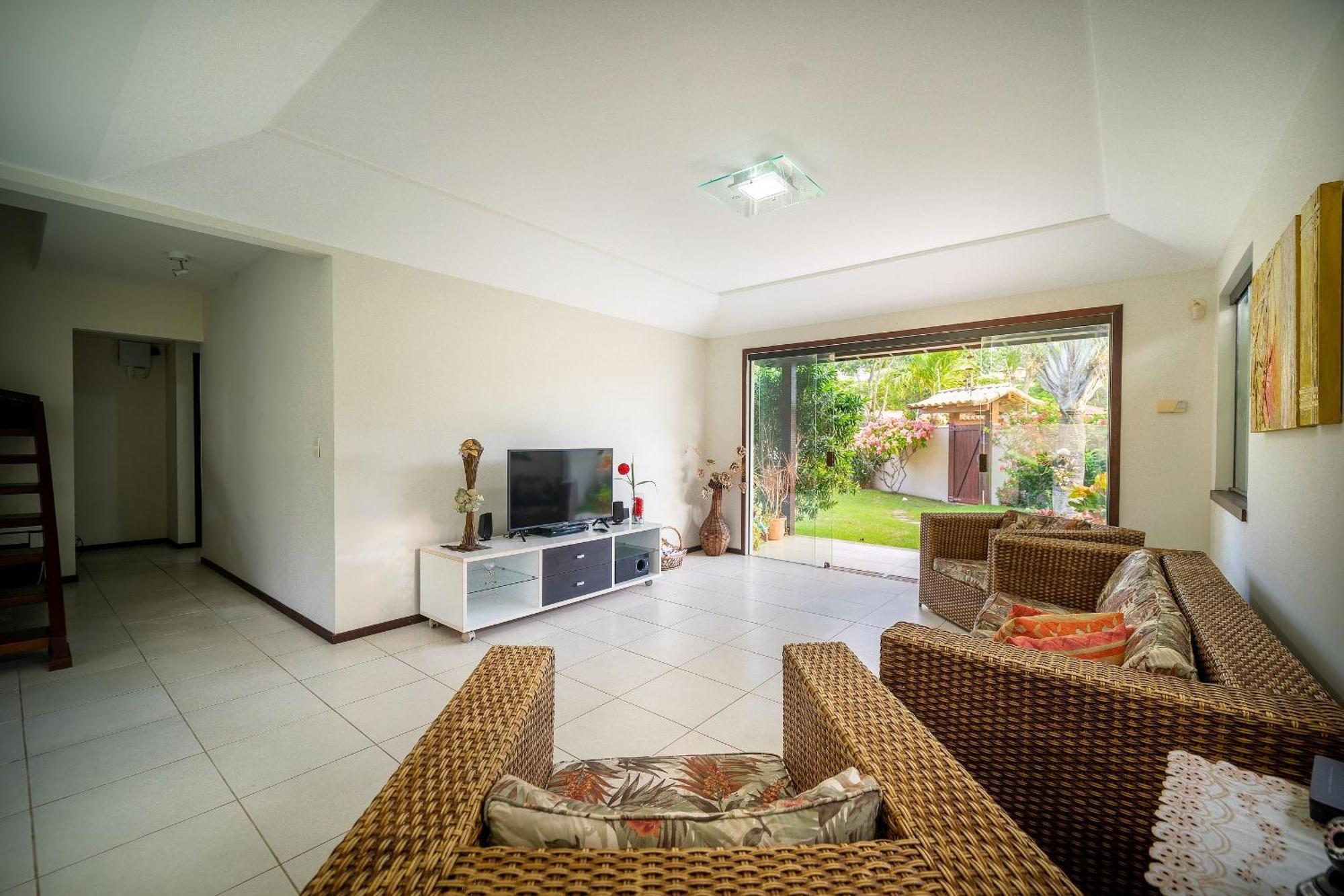 Сasa de vacaciones Bz98 Geriba, Casa Ampla 4 E Area Gramada